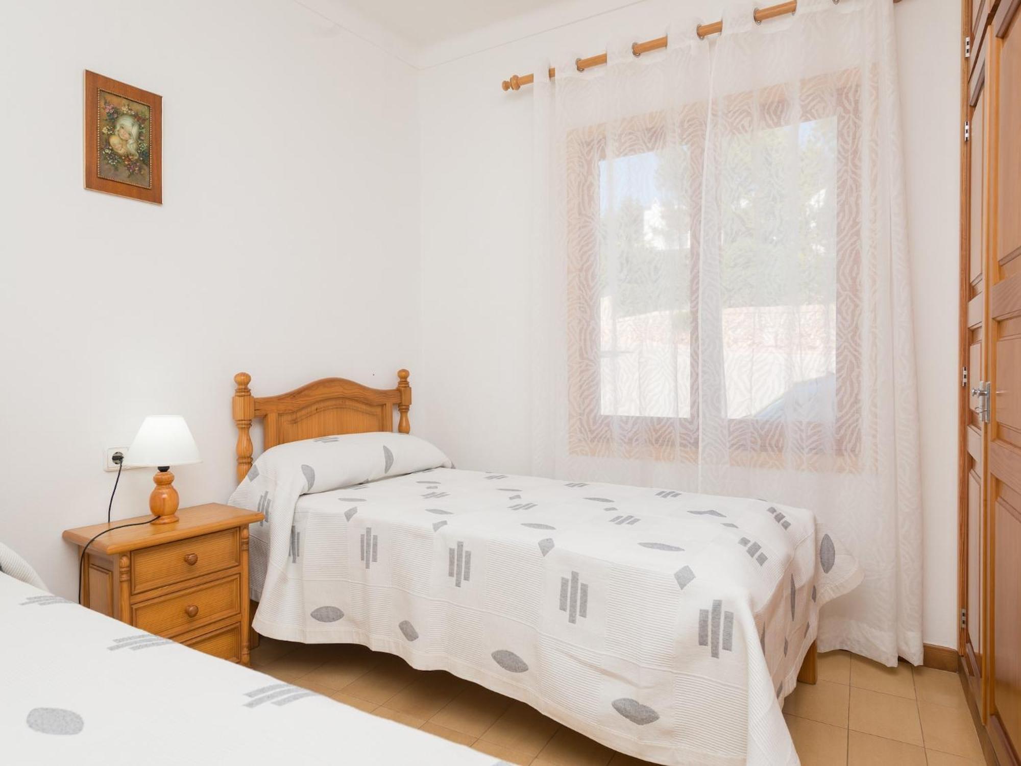 Chalet Spacious By The Sea *