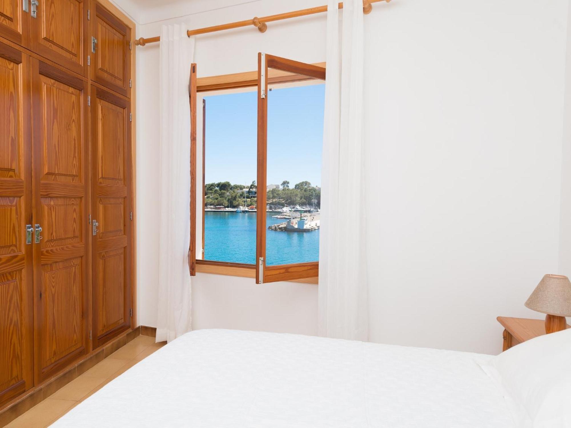 Spacious By The Sea Portopetro